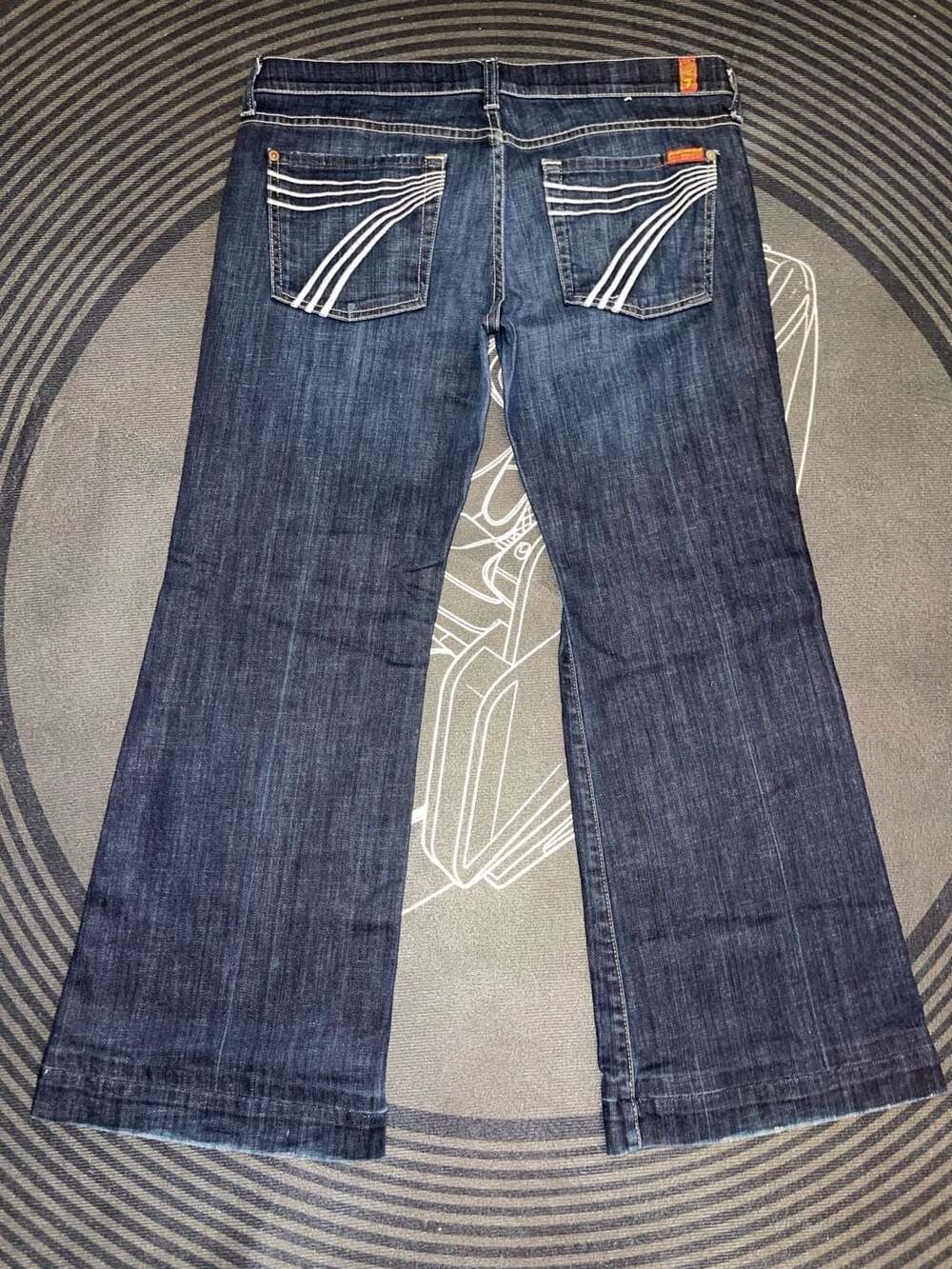 7 For All Mankind Dojo Flare Jeans Womens Size 31 Dark Wash Denim